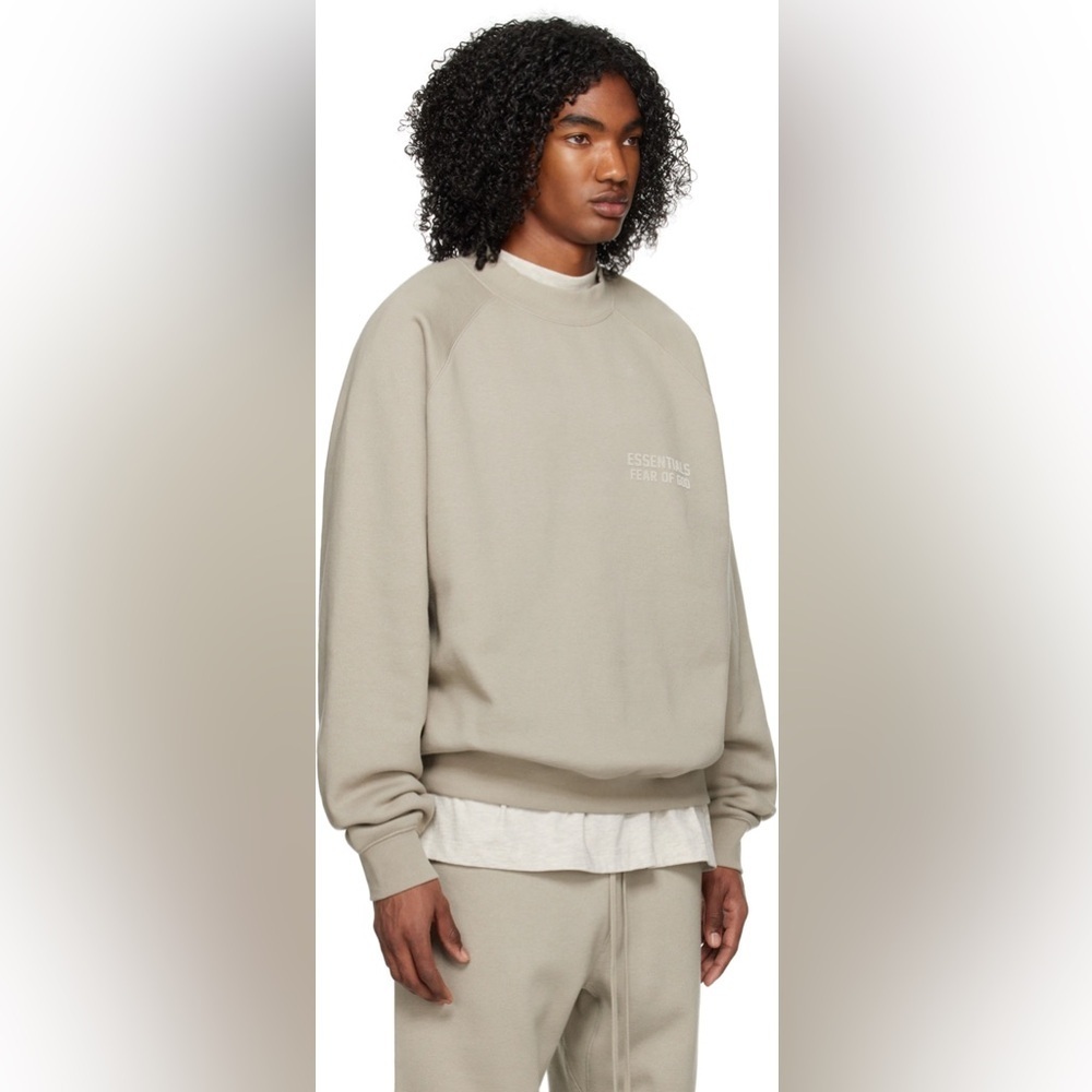 Fear of God FOG Essentials Sage Green Raglan Oversized Crewneck Sweatshirt - Picture 3 of 11